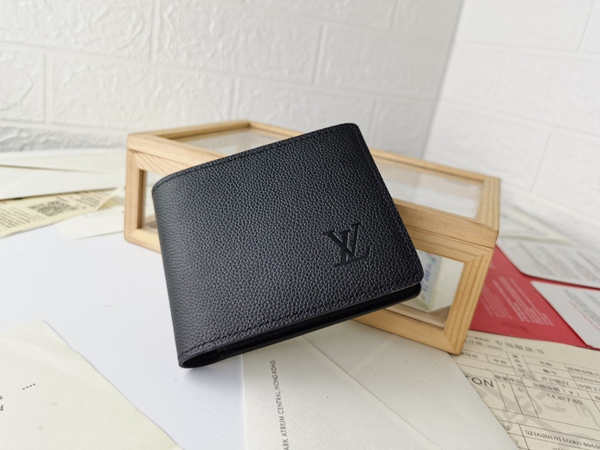 LVコピーウォレット側面デザイン